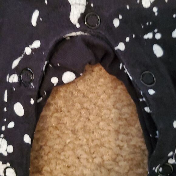 Infant PUMA One Piece Long Sleeve Footie Size 0-3 Months - Picture 3 of 5